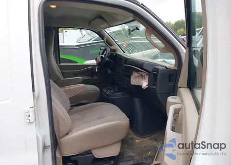 2017 Chevrolet Express 2500 Work Van from USA, damaged, VIN 1GCWGAFF4H1320130